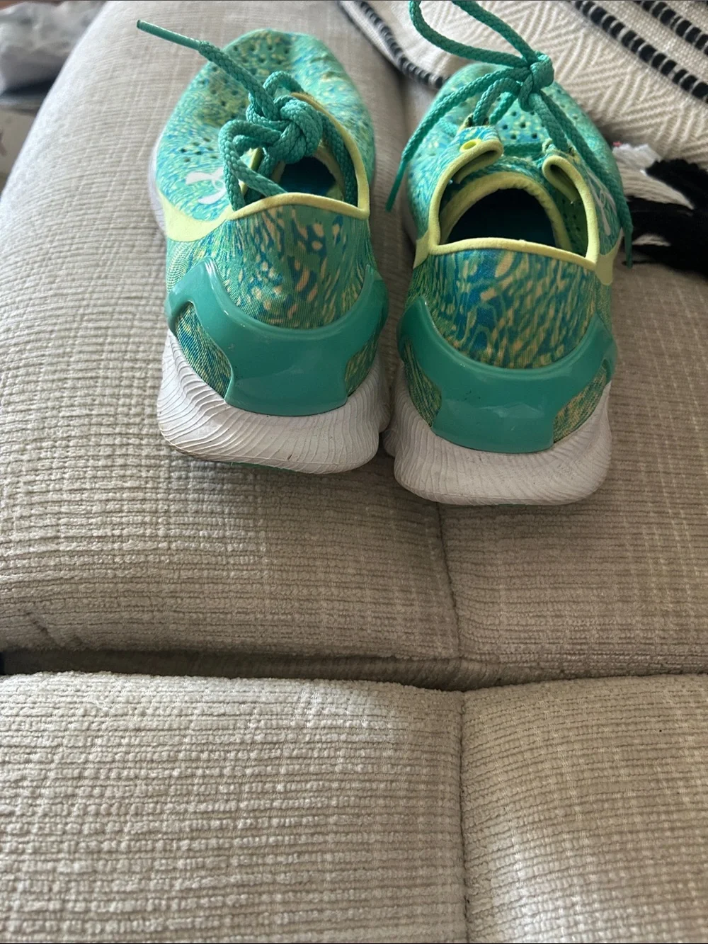 Under Armour Green Patterned Athletic Shoes